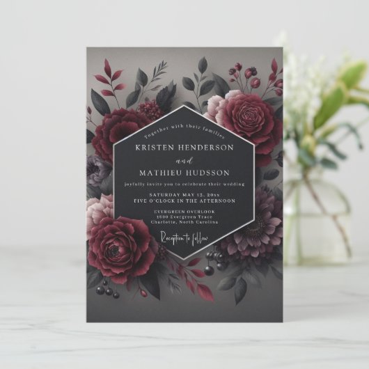 Deep Red Bloom Romance Wedding Kaart (Staand voorkant)