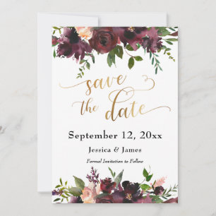 Deep Red Burgundy Floral Gold Sla het Datumscript  Save The Date
