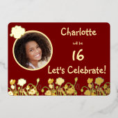 Deep Red & Gold Wild Poppy 16e verjaardag Folie Uitnodiging (Voorkant)