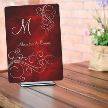 Deep Red Silver Swirl Monogram Formele bruiloft