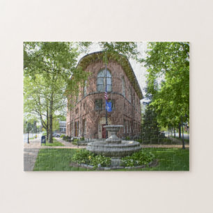 Deep River Town Hall Puzzle Legpuzzel