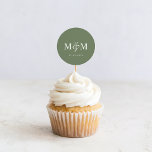 Deep Sage Green Monogram Wedding Envelope Seal Ronde Sticker<br><div class="desc">Voeg een vleugje sophisticatie en persoonlijke charme toe aan uw huwelijkscorrespondentie met onze Deep Sage Green Monogram Envelope Seals. Perfect voor een modern en elegant huwelijksthema,  deze zegels zorgen voor een verfijnde afwerking die uw uitnodigingen zal opvallen.</div>