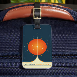 Deep Space Atomic Clock Poster, Oranje versie. Bagagelabel