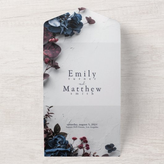 Deep Woodland Romance Bruiloft All In One Uitnodiging (Buitenkant)