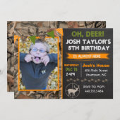 Deer Camo Hunting Birthday Invitation Kaart (Voorkant / Achterkant)