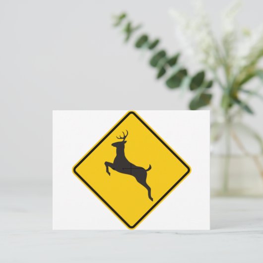 Deer Crossing Highway Sign Briefkaart (Staand voorkant)