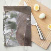 Deer Eating Cedar Branches Theedoek (Quarter Fold)
