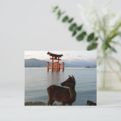 Deer en Big Red Gate in Miyajima in Japan Briefkaart (Staand voorkant)