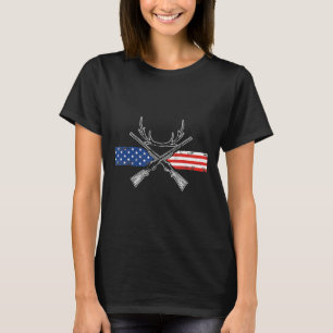 Deer Hunting American Flag Patriotic Gift T-shirt
