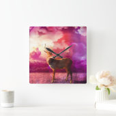 Deer in roze wolken vierkante klok (Huis)