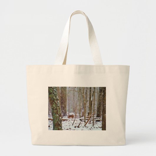 Deer in the snow, licking leg grote tote bag (Voorkant)