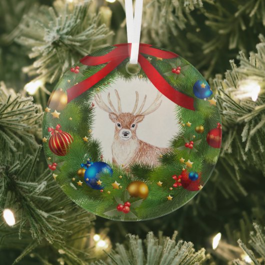 Deer looking through a Christmas Wreath Glas Ornament (Insitu)