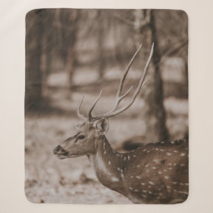 DEER MET ANTLERS SHERPA DEKEN
