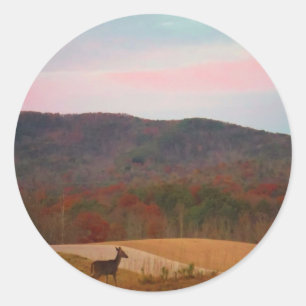 Deer op zonsondergang golfbaan ronde sticker