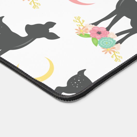 Deer Pattern, Baby Deer, Boho, Flowers, Moon Bureaumat (Hoek)