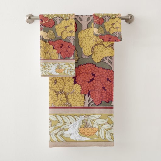 Deer &Tree Squirrel Bird Rowan Berries Art Nouveau Bad Handdoek (Insitu)