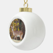 Deer voor de Gele Najaarboom Keramische Bal Ornament (Rechts)