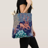 Deers in The Forest, William Morris Tote Bag (Dichtbij)