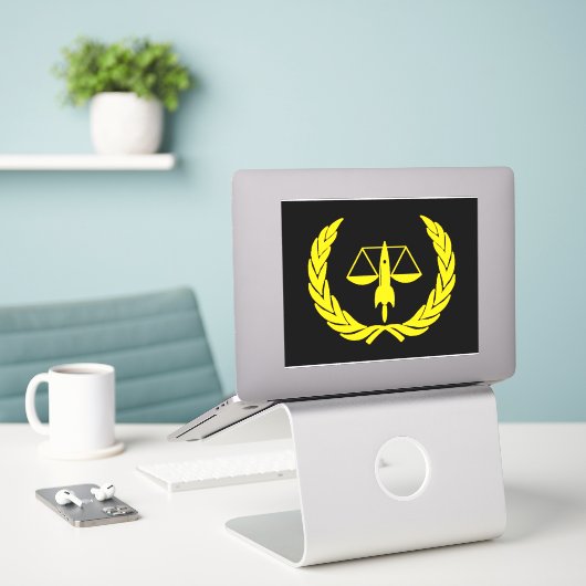 Definitieve juridische sticker aan de grens (Laptop op bureau)