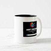 Defragment Tweekleurige Koffiemok (Voorkant rechts)