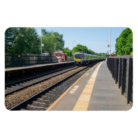 Deighton Railway Station, Huddersfield Magneet (Horizontaal)