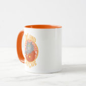 DeLand Cat Cafe's Henry DeCat in sinaasappel pak L Mok (Voorkant links)