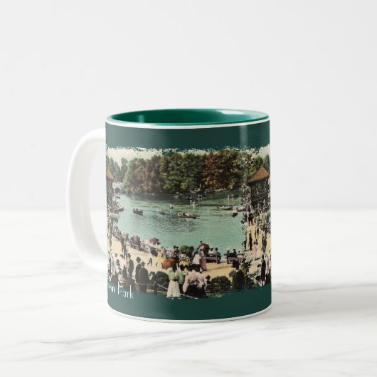 Delaware Park Coffee Mok (Voorkant links)