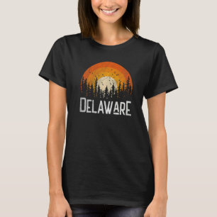 Delaware Retro Style  70s 80s 90s Home T-shirt
