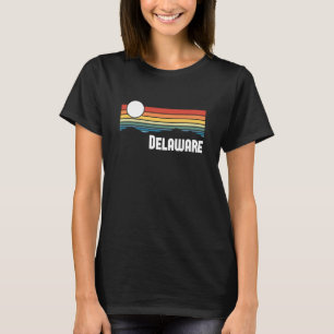 Delaware Sunset 80s Retro Summer State VS T-shirt