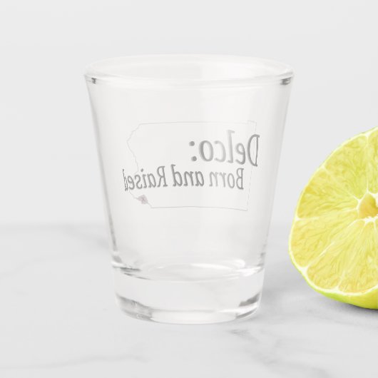 Delco Born en Raised Shot Glas (Achterkant)