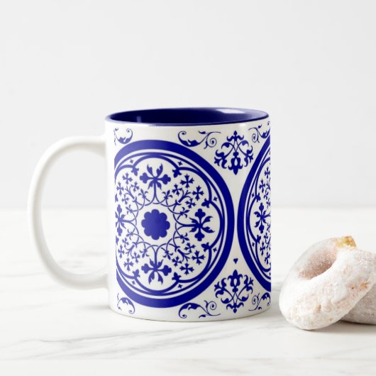 Delfts geïnspireerde vintage bloemkunst koffiemok tweekleurige koffiemok (Met donut)