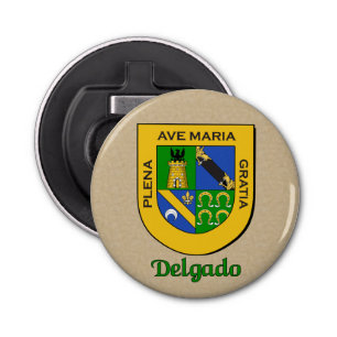 Delgado Heraldic Arms op perkament stijl terug Button Flesopener