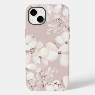 Delicaat Beige Witte Waterverf Bloemen Monogram Case-Mate iPhone 14 Plus Hoesje