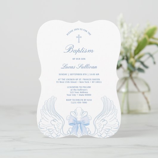 Delicate Angel Wings Blue Bow Baptism Kaart (Staand voorkant)