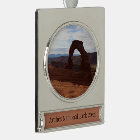 Delicate Arch I in Arches National Park Verzilverd Banner Ornament (Rechts)