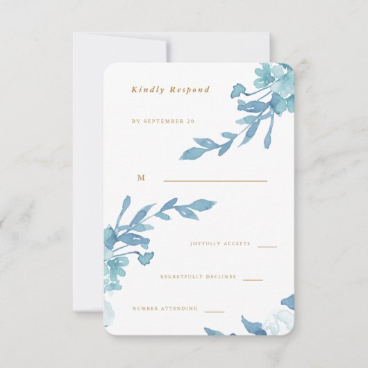 Delicate Blue Floral en Foliage Wedding Rsvp (Voorkant)