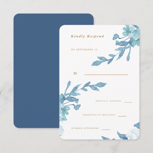Delicate Blue Floral en Foliage Wedding Rsvp Kaartje (Voorkant / Achterkant)