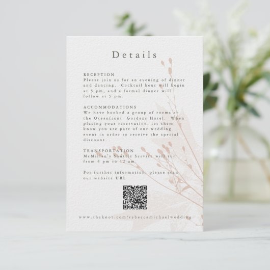 Delicate Blush Waterverf Bloemen Trouwdetails Informatiekaartje (Staand voorkant)