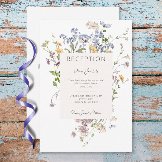 Delicate Boho Wildbloemen Witte Receptie Bruiloft Informatiekaartje