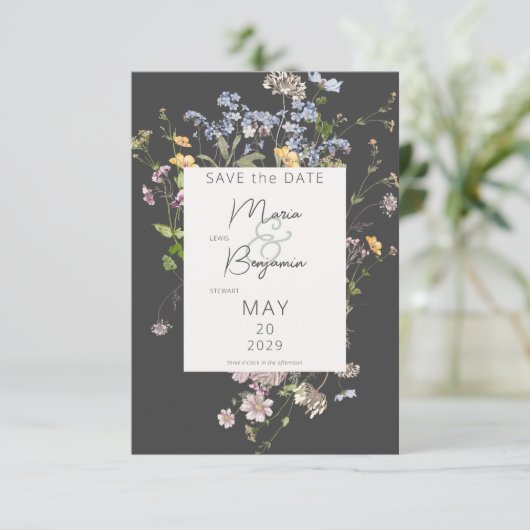 Delicate Boho Wilde Bloemen Charcoal Bruiloft Save The Date (Staand voorkant)
