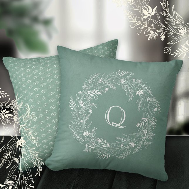 Delicate botanische groene ring letter Q Kussen (Creator heeft geüpload)