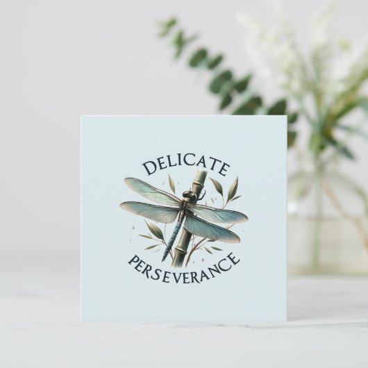 Delicate doorzettingsvermogen - artistieke libel (Staand voorkant)