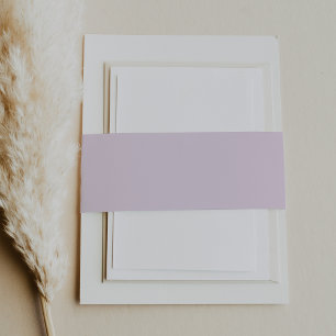 Delicate Eenvoudige Plain Bord Lavendel Paarse bru Uitnodigingen Wikkel