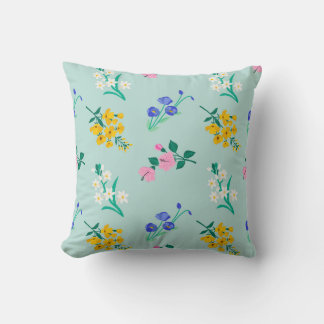 Delicate Floral Bouquet op zacht Blauwgroen Kussen