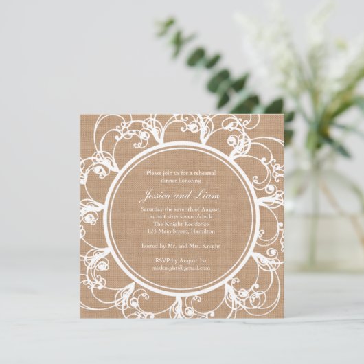 Delicate Floral repesal Dinner Invite op burlap Kaart (Staand voorkant)
