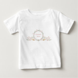 Delicate Flowers en Feathers Monogram