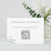 Delicate French Blue Wedding Website QR code Enclo Informatiekaartje (Staand voorkant)