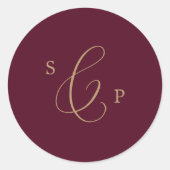 Delicate Gold Burgundy Monogram Envelope Seals Ronde Sticker (Voorkant)