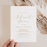 Delicate Gold Calligraphy Rehearsal Dinner Kaart<br><div class="desc">Deze delicate uitnodiging voor het repetitief diner voor goudkalligrafie is perfect voor een moderne trouwrepetitie. Het romantische minimalistische ontwerp is voorzien van een mooie en elegante gouden champagne-gele typografie op een witte achtergrond met een schone en eenvoudige look.</div>