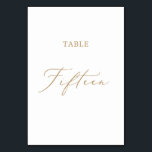 Delicate Gold Calligraphy Table 15 Kaart<br><div class="desc">Deze delicate goudkalligrafietabel van vijftien is perfect voor een moderne bruiloft. Het romantische minimalistische ontwerp is voorzien van een mooie en elegante gouden champagne-gele typografie op een witte achtergrond met een schone en eenvoudige look. De prints op de voor- en achterzijde van de kaart (dubbelzijdig). Andere tabelnummers in het collectie...</div>